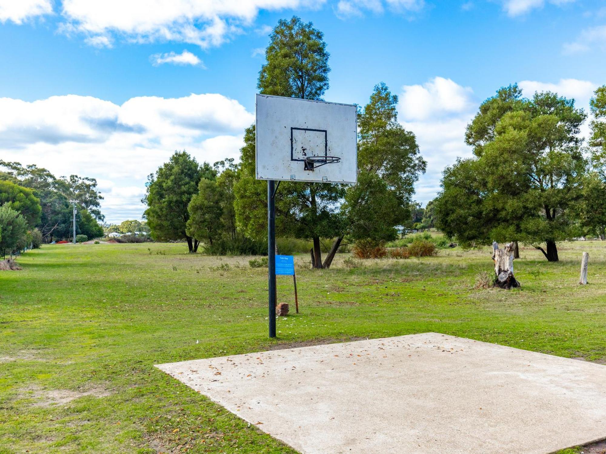 ホテル Nrma Halls Gap Holiday Park エクステリア 写真