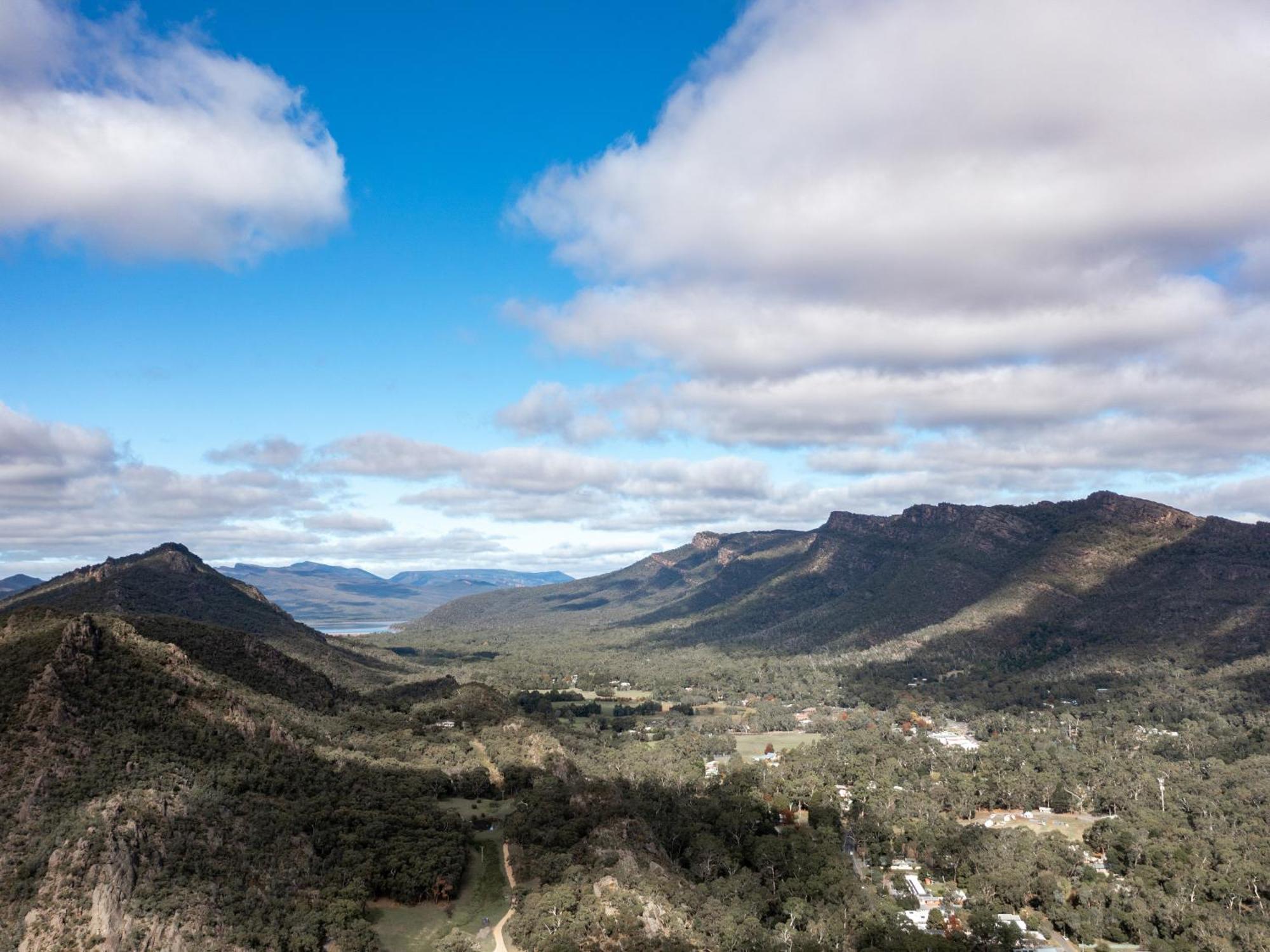 ホテル Nrma Halls Gap Holiday Park エクステリア 写真